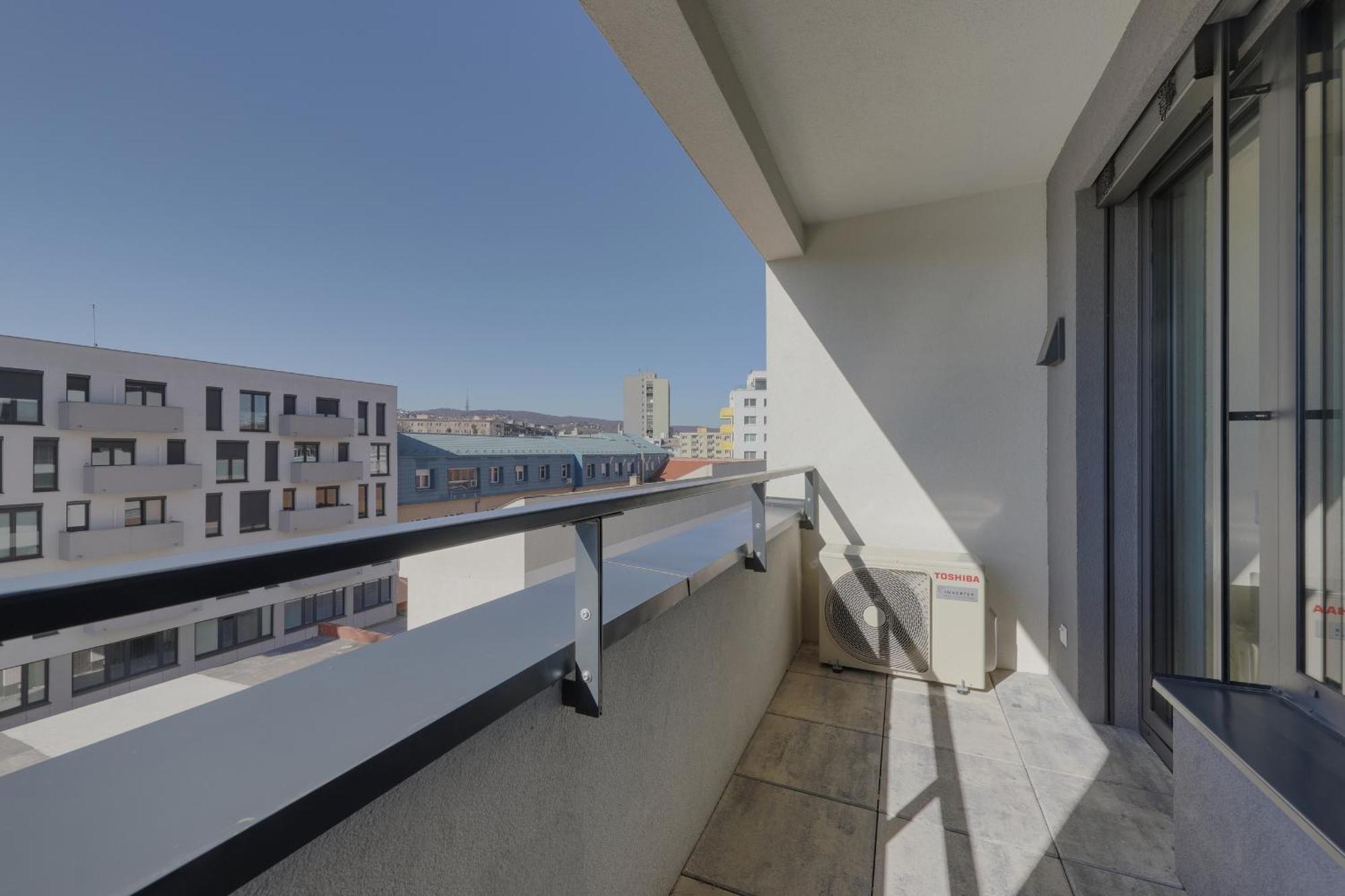 Bazova Apartment With Free Parking Bratislava Exterior photo